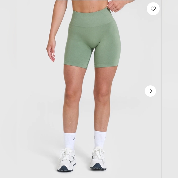 Oner active NWT sage green short - Picture 2 of 9